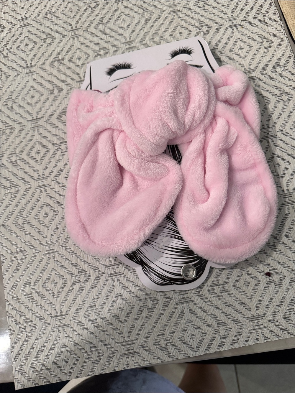 Plush Bow Hair Wrap Headband — Pink